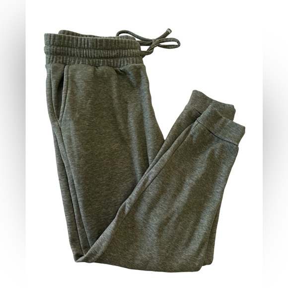 Zenana army green so soft comfy relaxed joggers mid ankle length size L - Picture 2 of 4
